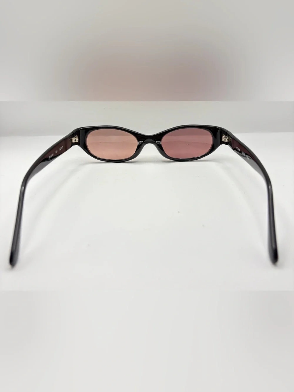 Action listing pair